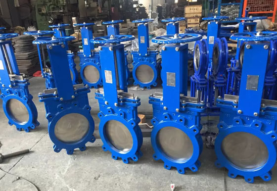 Διπλή φλαντζών νερού πυλών βαλβίδα πυλών μαχαιριών ανοξείδωτου βαλβίδων χρησιμοποιημένη χέρι